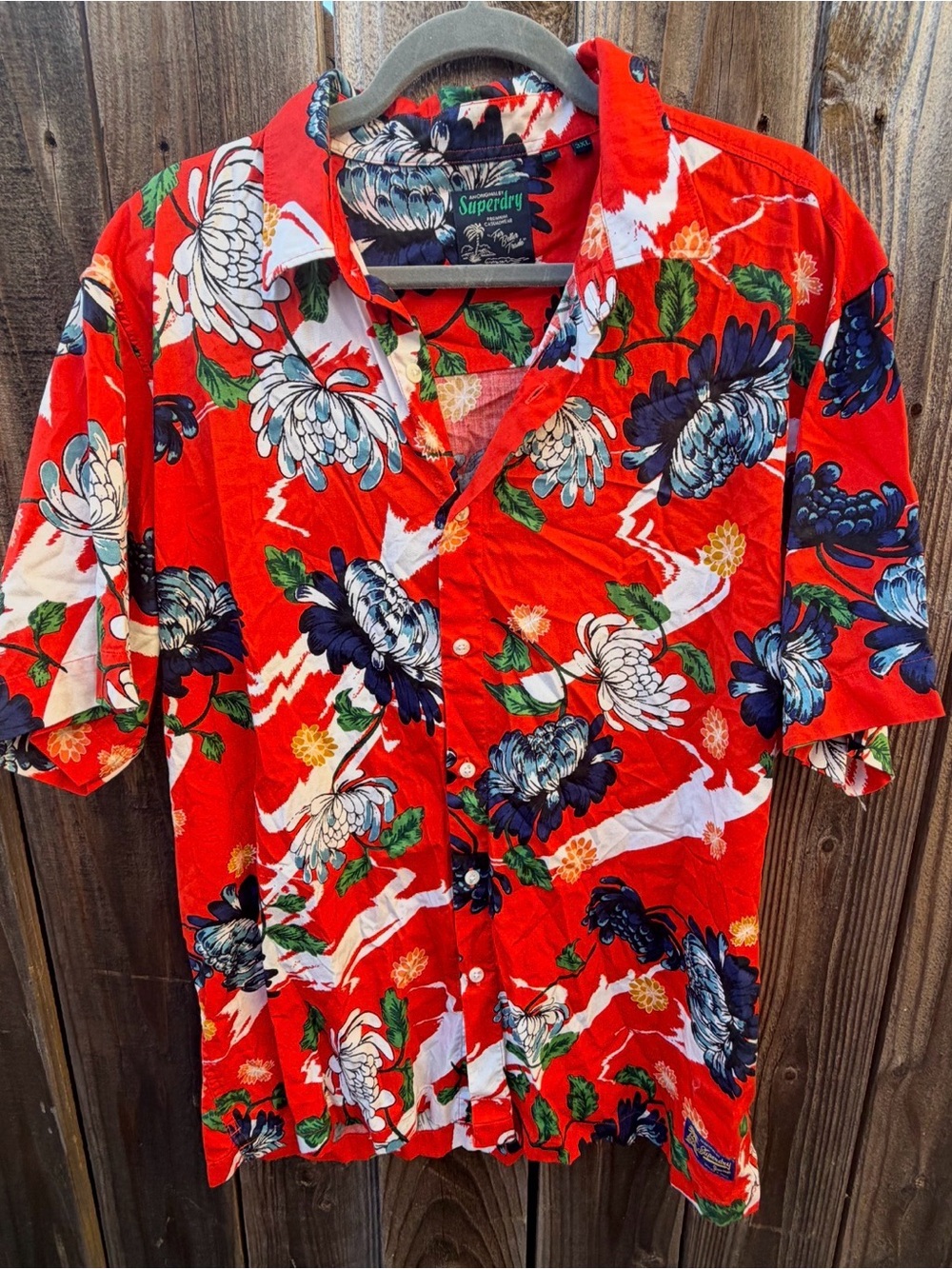 Superdry Red Floral Short Sleeve Button-Down Shirt with Blue & White Blooms 3X